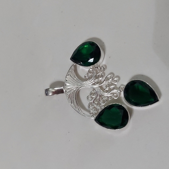 Sterling Silver Chrome Diopside Pendant Stamped 925 - Picture 1 of 5